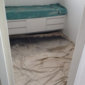 Preparing Bathroom in Melbourne McKinnon