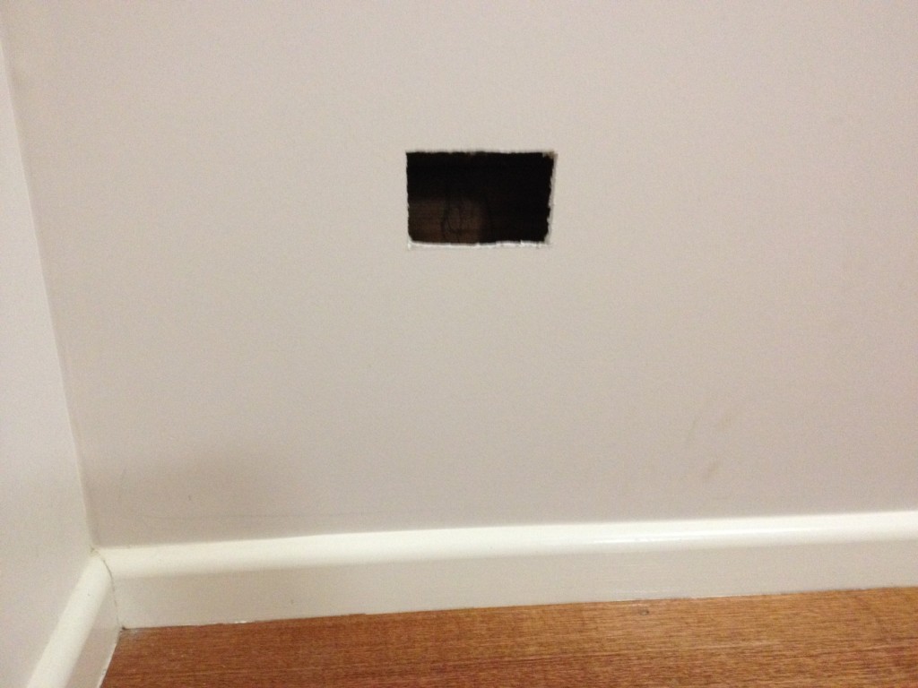 Painting power point hole in the wall in Melbourne Essendon