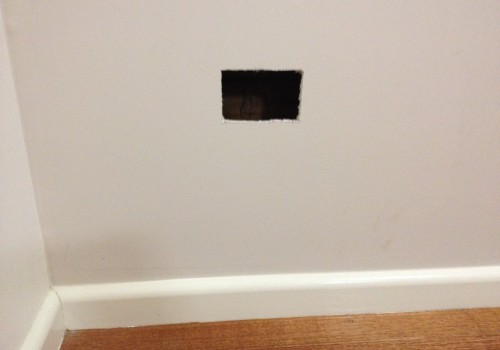 Painting power point hole in the wall in Melbourne Essendon